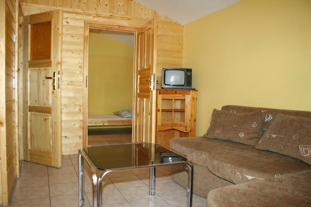 Hotel Osrodek Wypoczynkowy Jelonek Wolsztyn Zimmer foto